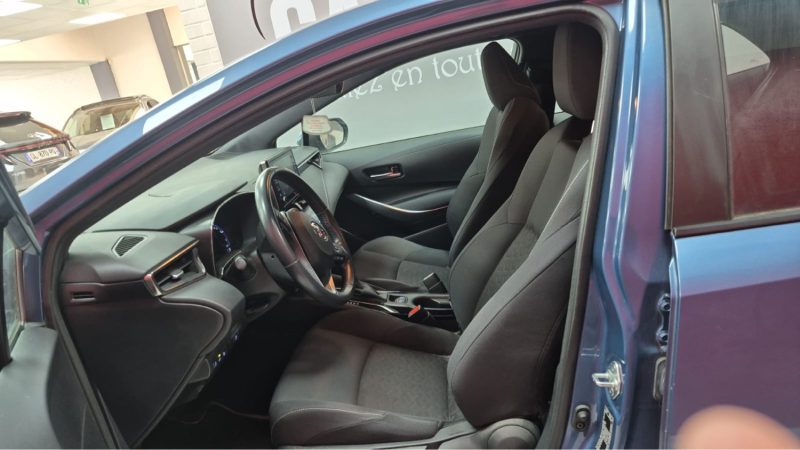TOYOTA COROLLA BERLINE 122cv DYNAMIC BUSINESS/1 ERE MAIN/TVA RECUPERABLE