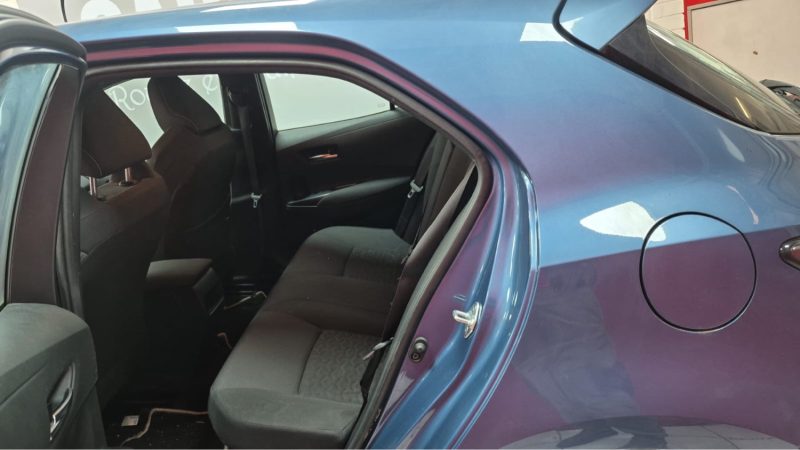 TOYOTA COROLLA BERLINE 122cv DYNAMIC BUSINESS/1 ERE MAIN/TVA RECUPERABLE