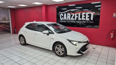 TOYOTA COROLLA BERLINE 122cv DYNAMIC BUSINESS/1 ERE MAIN/TVA RECUPERABLE