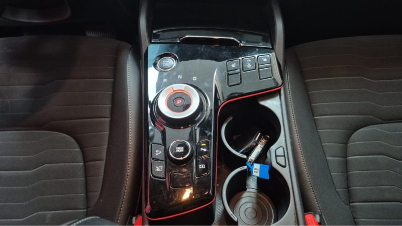 KIA SPORTAGE 1.6 HYBRIDE ESSENCE HEV 230cv DESIGN/1 ERE MAIN/TVA RECUPERABLE