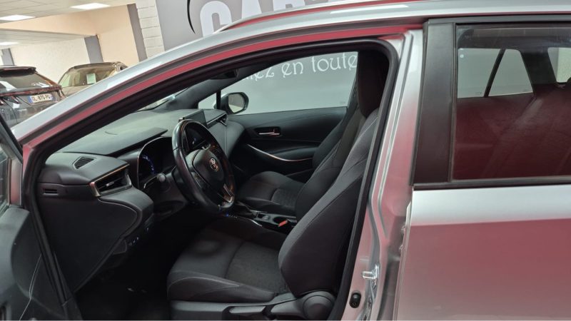 TOYOTA COROLLA TOURING SPORTS 122cv DYNAMIC BUSINESS/1 ERE MAIN/TVA RECUPERABLE