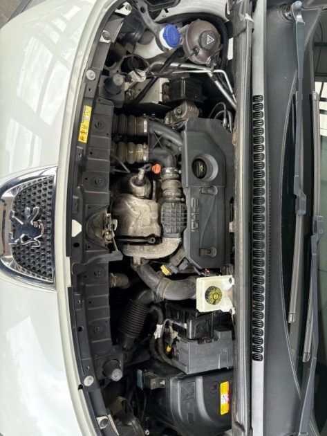 🔹 PEUGEOT 3008 1.6 HDI 115 Féline🌅 Toit panoramique ✨ Intérieur cuir🛡️ Garantie 6 mois