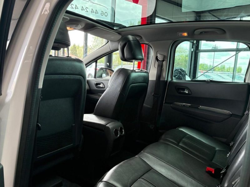 🔹 PEUGEOT 3008 1.6 HDI 115 Féline🌅 Toit panoramique ✨ Intérieur cuir🛡️ Garantie 6 mois