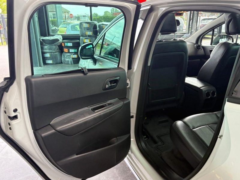 🔹 PEUGEOT 3008 1.6 HDI 115 Féline🌅 Toit panoramique ✨ Intérieur cuir🛡️ Garantie 6 mois