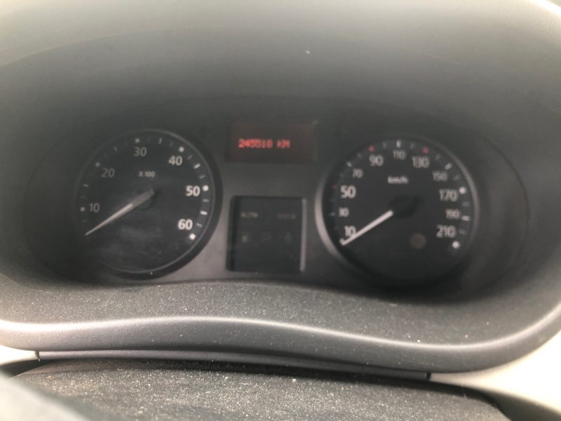 RENAULT RENAULT TRAFIC 2011 - Diesel - Boîte manuelle - GENERATION 2.0 DCI 115