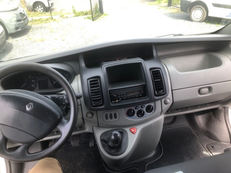 RENAULT RENAULT TRAFIC 2011 - Diesel - Boîte manuelle - GENERATION 2.0 DCI 115