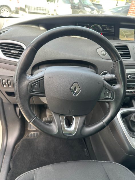 RENAULT SCENICIII 1.5 DCI 110CH LIMITED ECO² EURO6 7 PLACES 2015 2016