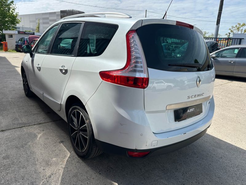 RENAULT SCENICIII 1.5 DCI 110CH LIMITED ECO² EURO6 7 PLACES 2015 2016