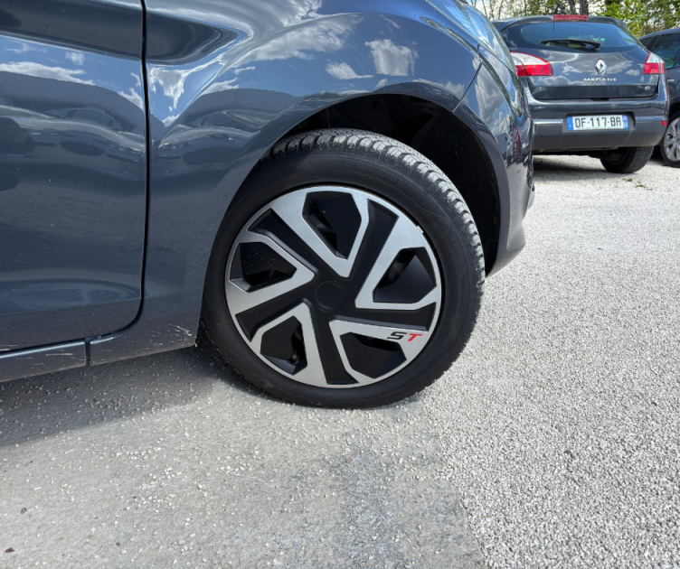 FORD FIESTA 1400 TDCI 70 TREND PACK 2012