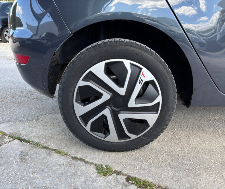 FORD FIESTA 1400 TDCI 70 TREND PACK 2012