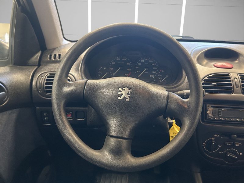 PEUGEOT 206 XR PRESENCE 1.4 75CV