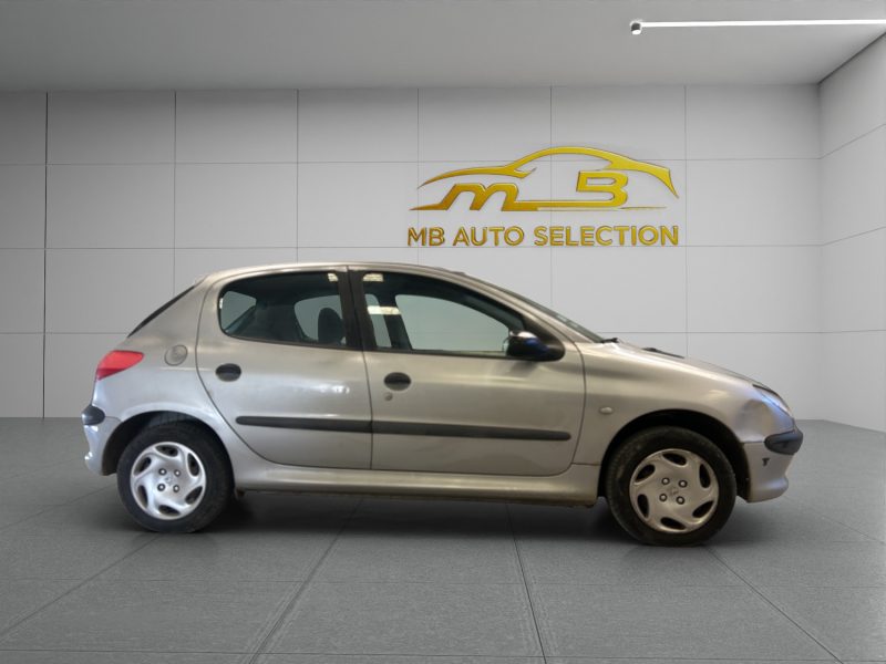 PEUGEOT 206 XR PRESENCE 1.4 75CV