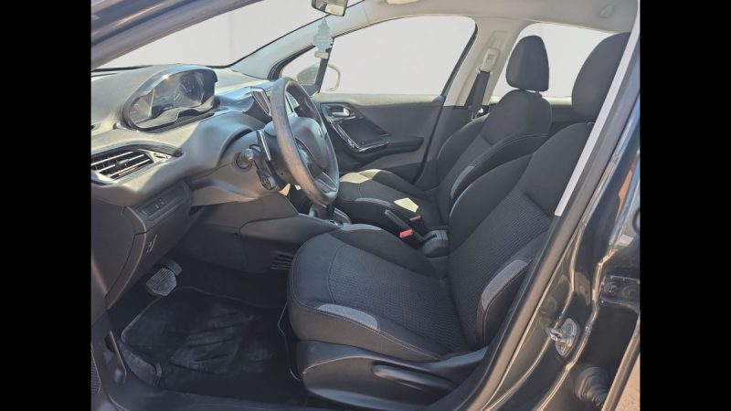 PEUGEOT 208 1.2 AUTOMATIQUE 82 ch ACTIVE 5P 