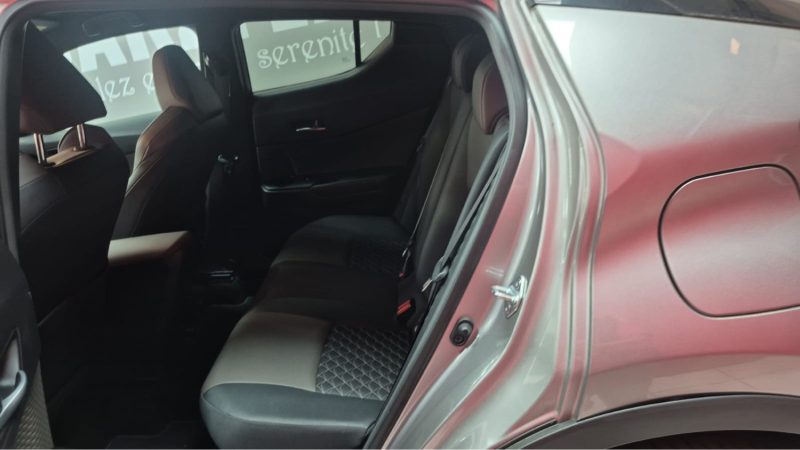 TOYOTA C-HR PHASE 2 SUV HYBRIDE 122cv DISTINCTIVE/1 ERE MAIN/TVA RECUPERABLE