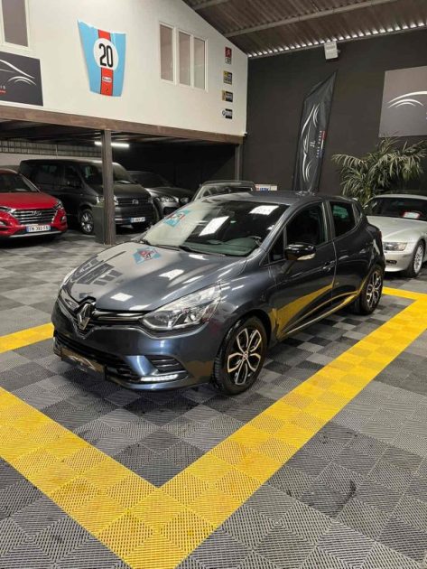 MAGNIFIQUE RENAULT CLIO IV LIMITED 0.9 TCE 90CH (ÉCRAN MULTIMÉDIA, BLUETOOTH, CLIMATISATION)