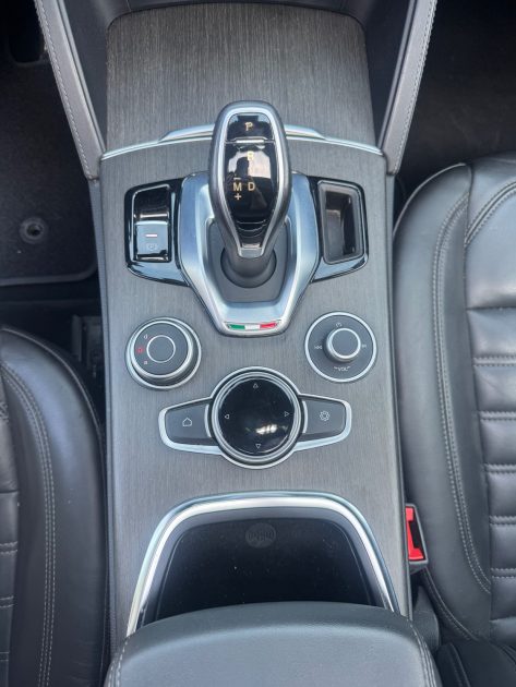 ALFA ROMEO STELVIO 2.2 DIESEL 160CH AT8 MY19