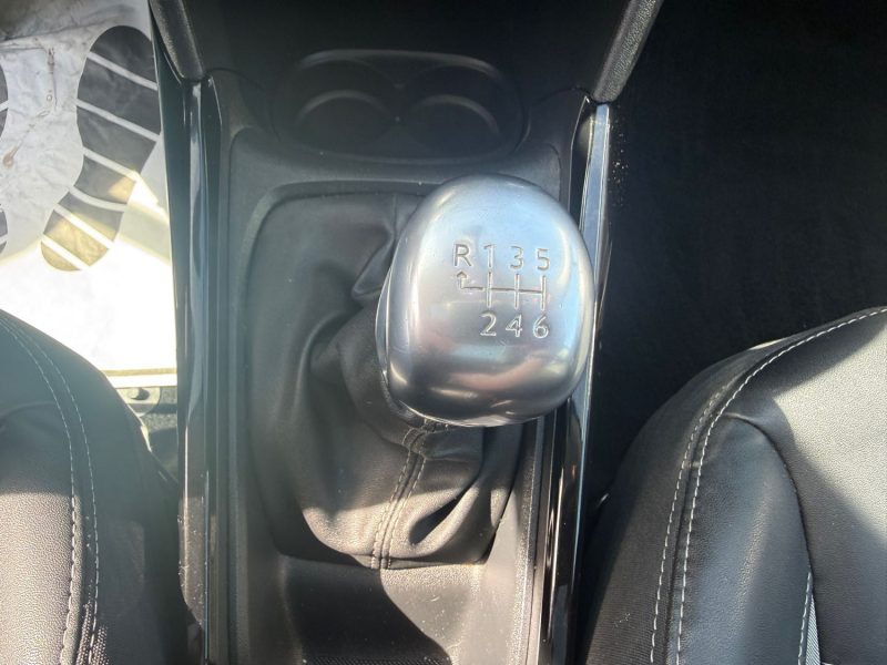 PEUGEOT 2008  1.6 BLUEHDI 120 ALLURE 