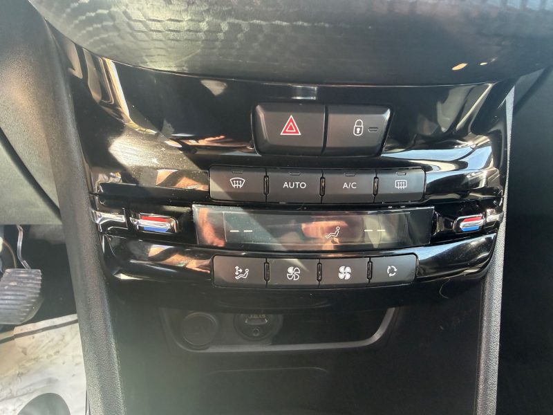 PEUGEOT 2008  1.6 BLUEHDI 120 ALLURE 