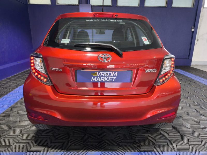 TOYOTA YARIS 100cv VVT-I DYNAMIC 5P faible kilométrage 