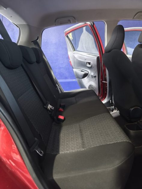TOYOTA YARIS 100cv VVT-I DYNAMIC 5P faible kilométrage 