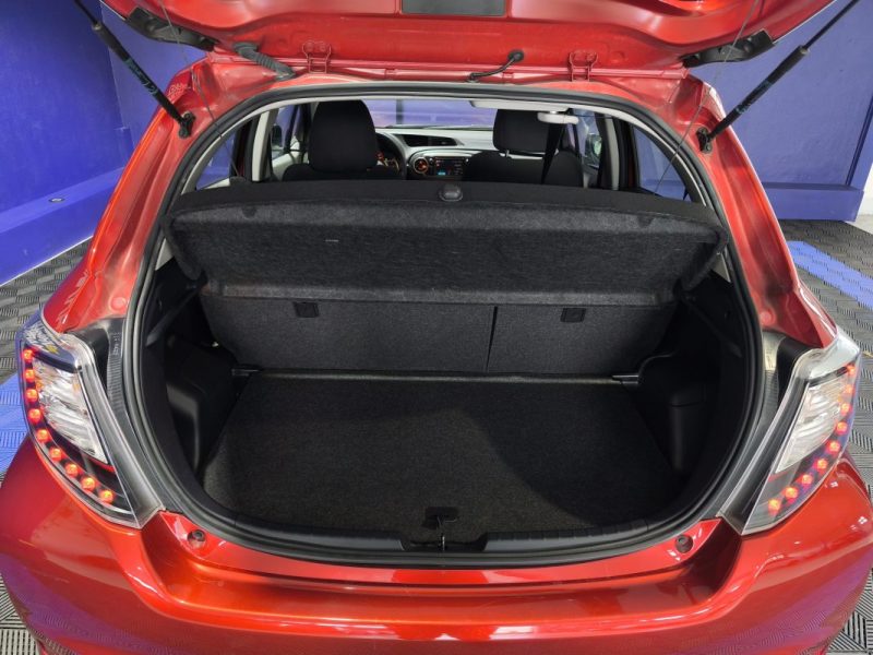 TOYOTA YARIS 100cv VVT-I DYNAMIC 5P faible kilométrage 