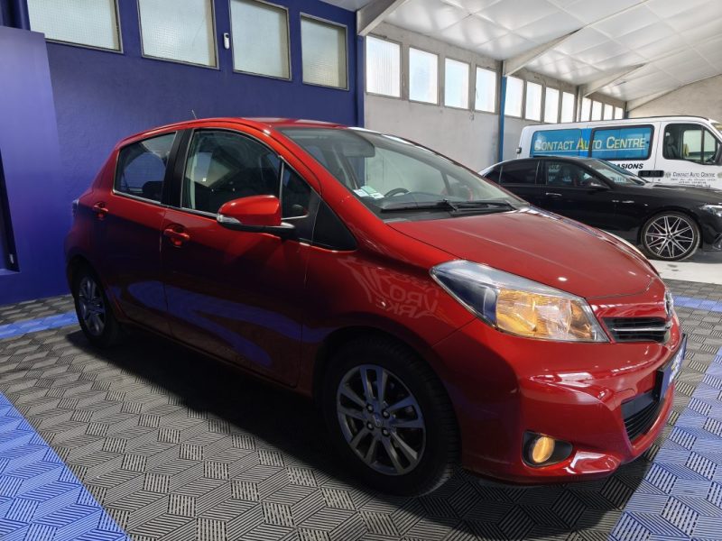 TOYOTA YARIS 100cv VVT-I DYNAMIC 5P faible kilométrage 