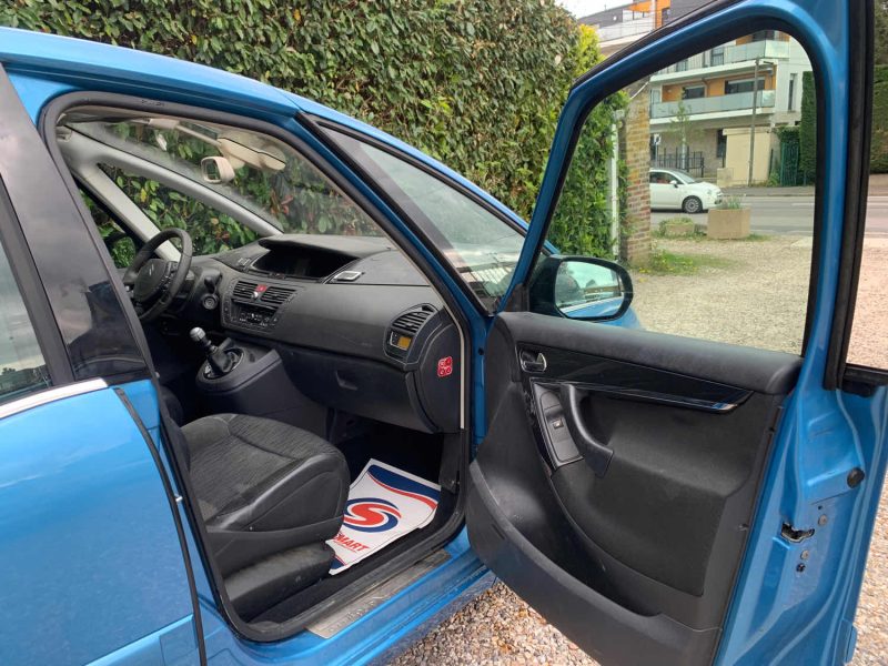 CITROEN C4 1.6 HDI 110 ATTRACTION 2011