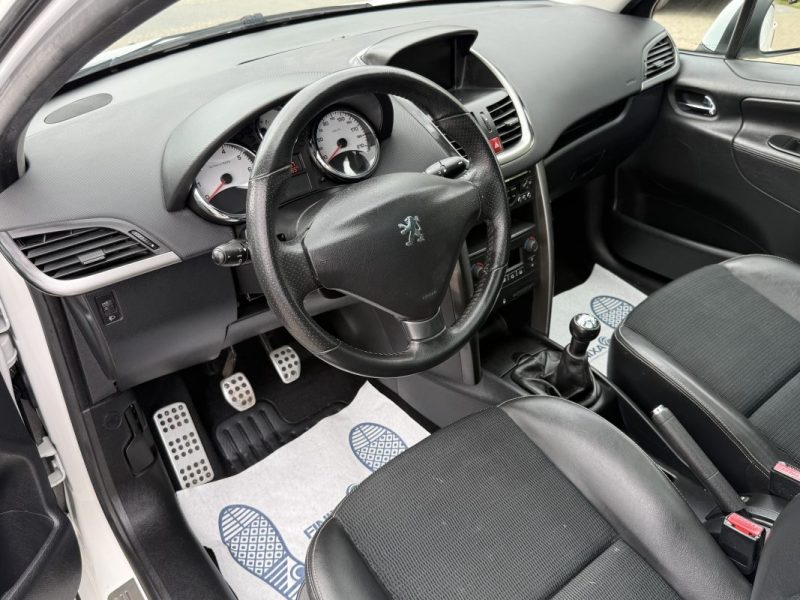 Peugeot 207 SW 1.6 VTi 120 ch Outdoor - Gps - Clim - Révisée & Garantie 6 mois