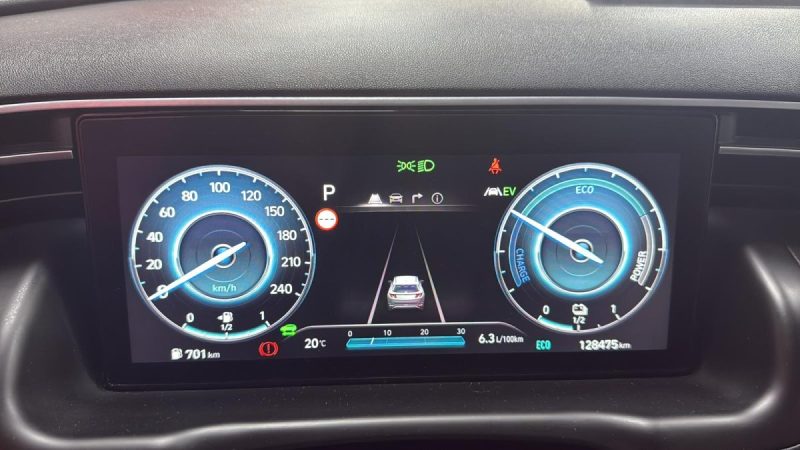 HYUNDAI TUCSON 1.6 SUV HYBRIDE ESSENCE 230cv BUSINESS/1 ERE MAIN/TVA RECUPERABLE