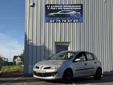Renault Clio III 1.6 16v 110ch Expression  Pour pro ou mécaniciens 