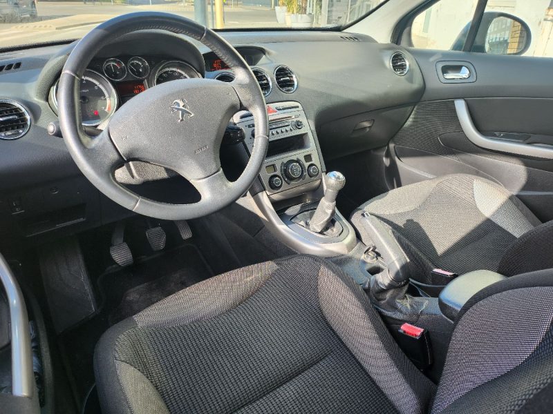 PEUGEOT 308 1.6 VTI 