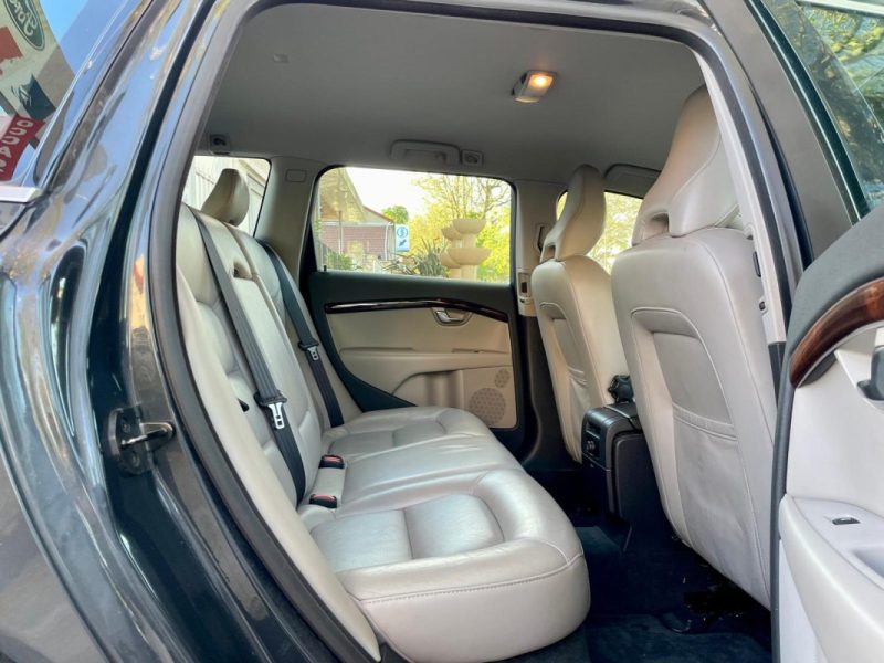 VOLVO V70 2.4D 175 SUMMUM 