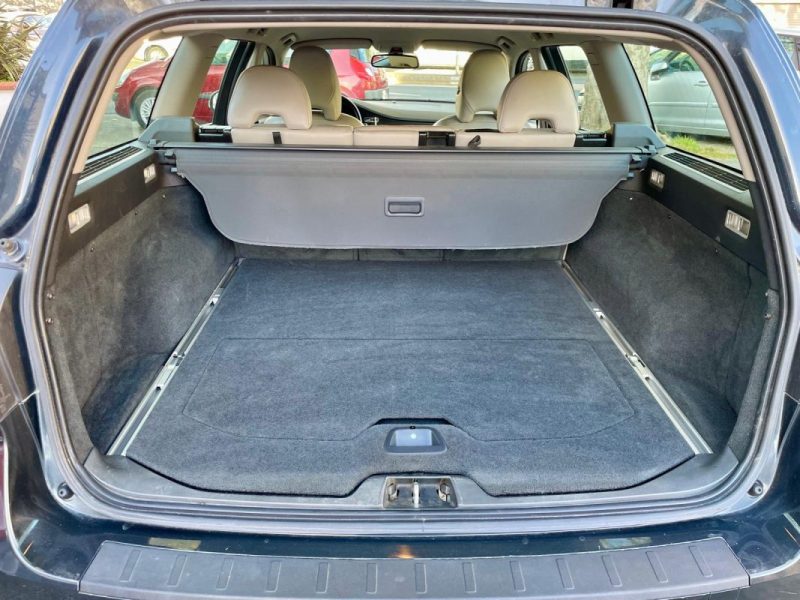 VOLVO V70 2.4D 175 SUMMUM 