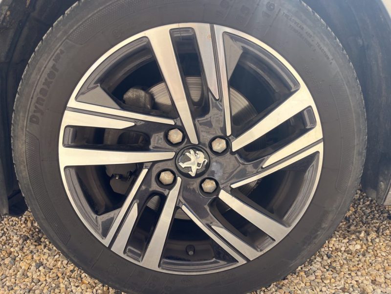PEUGEOT 208 101 ch S&S BVM6 ALLURE 