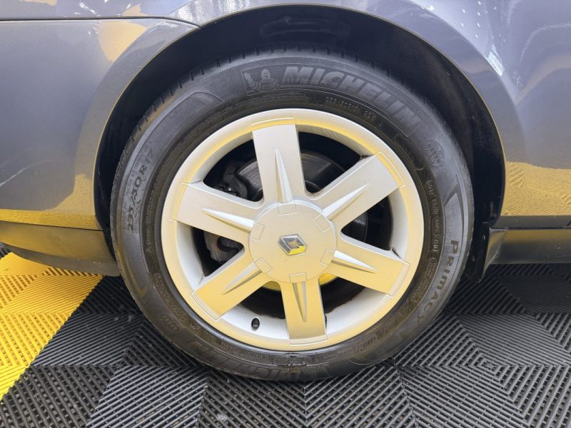 RENAULT AVANTIME 3.0 V6 207CH