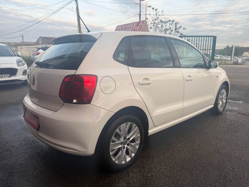 VOLKSWAGEN POLO 5 1.2I - 12V 60CV 1ER MAIN 5 PORTES 2013