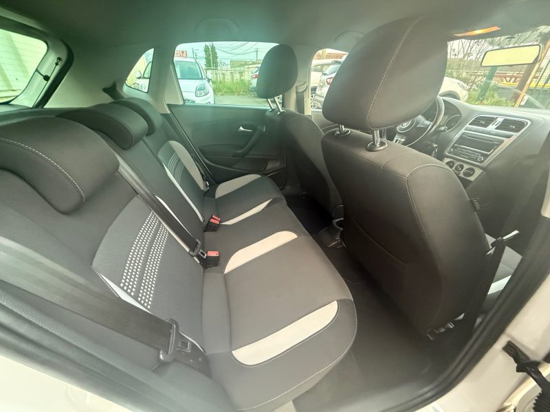 VOLKSWAGEN POLO 5 1.2I - 12V 60CV 1ER MAIN 5 PORTES 2013