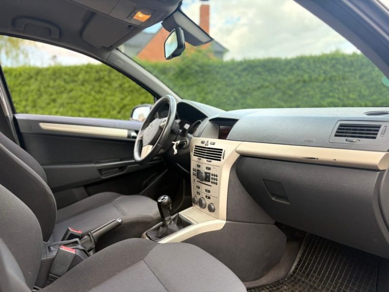 ✅ Très Belle OPEL ASTRA 1.4 EDITION Distribution et Embrayage Neufs