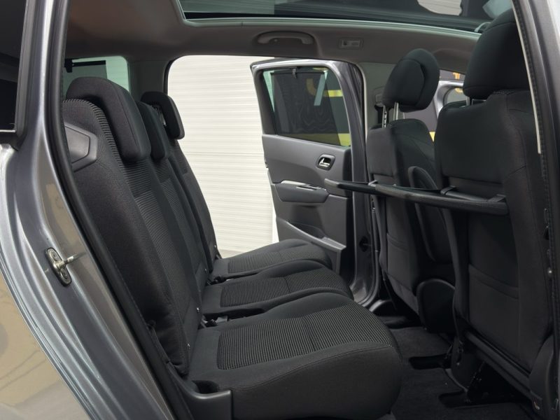 Peugeot 5008 1.6 BlueHDi 120 - Style II S&S - 7 places 