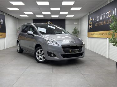 Peugeot 5008 1.6 BlueHDi 120 - Style II S&S - 7 places 