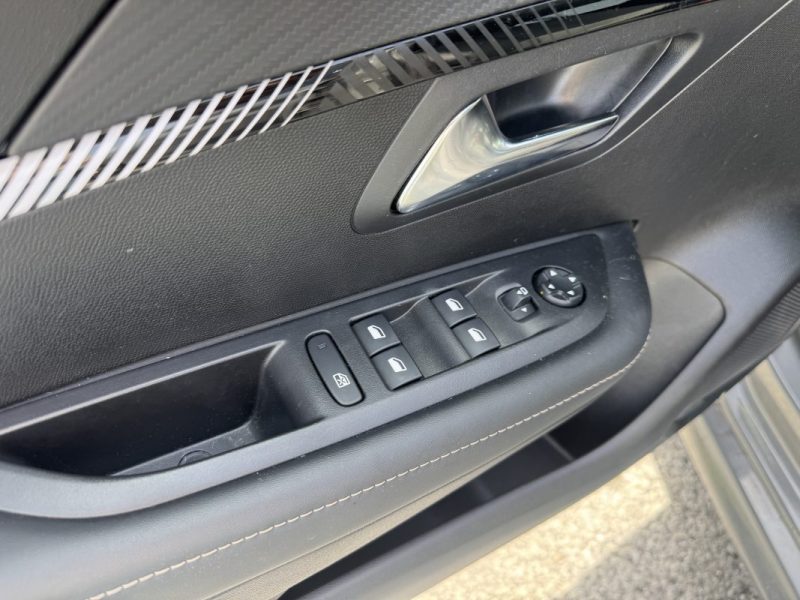 PEUGEOT 208 1.2 100CH S&S ALLURE 