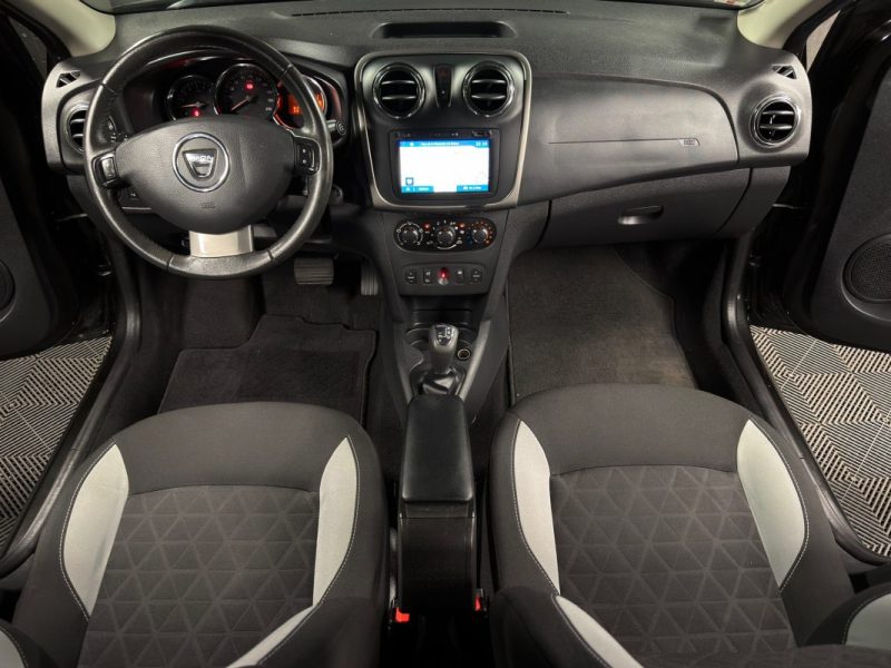 DACIA SANDERO STEPWAY II PRESTIGE 0.9 TCE 90 BOITE AUTOMATIQUE ECRAN GPS 35 200 Kms - GARANTIE 1 AN