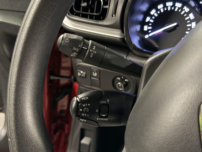 CITROEN C3 III SHINE 1.2 110 Cv ECRAN GPS APPLE CARPLAY & ANDROID - GARANTIE 1 AN