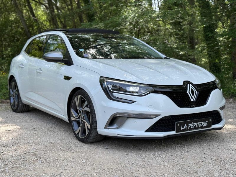 RENAULT MEGANE IV 1.6 TCE 205 GT EDC 2017