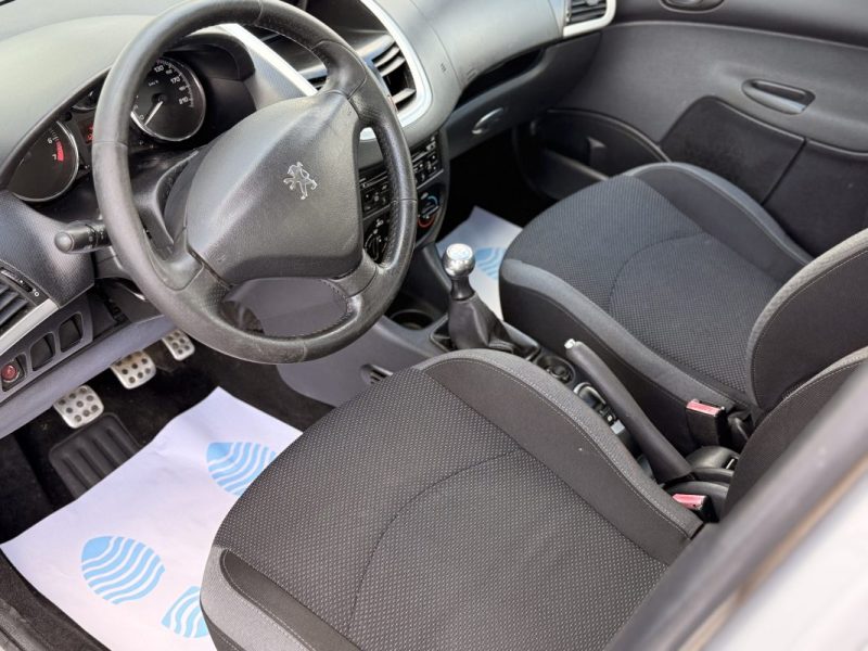 PEUGEOT 206+ 1.1I 60CV URBAN 2011 124 000KM