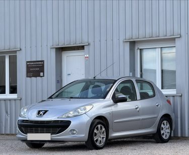 PEUGEOT 206+ 1.1I 60CV URBAN 2011 124 000KM