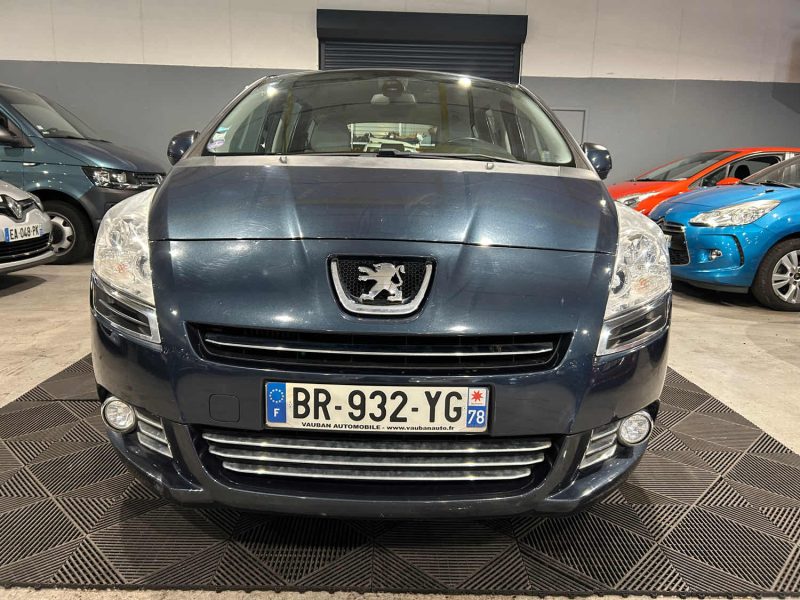 PEUGEOT 5008 1.6THP 160CH