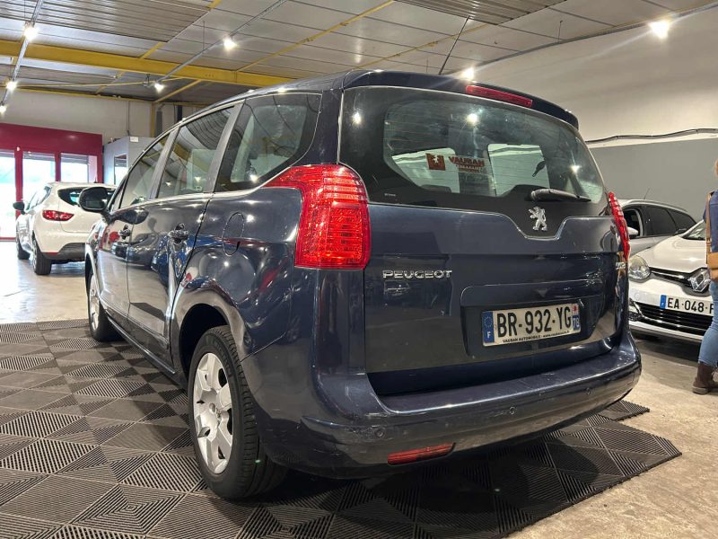 PEUGEOT 5008 1.6THP 160CH