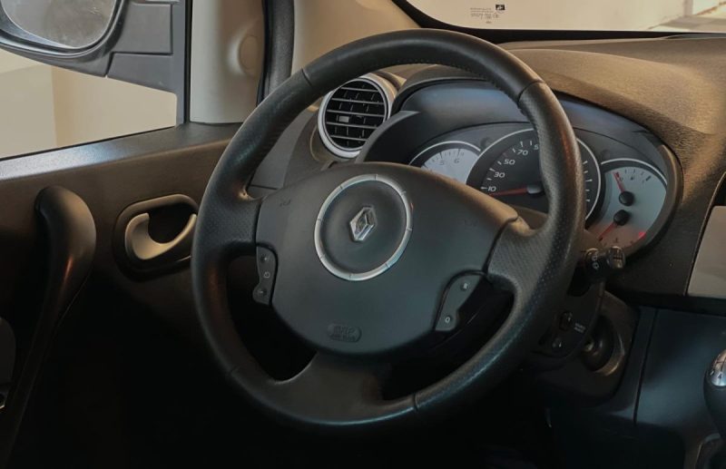 RENAULT KANGOO 1.6 105 CH  