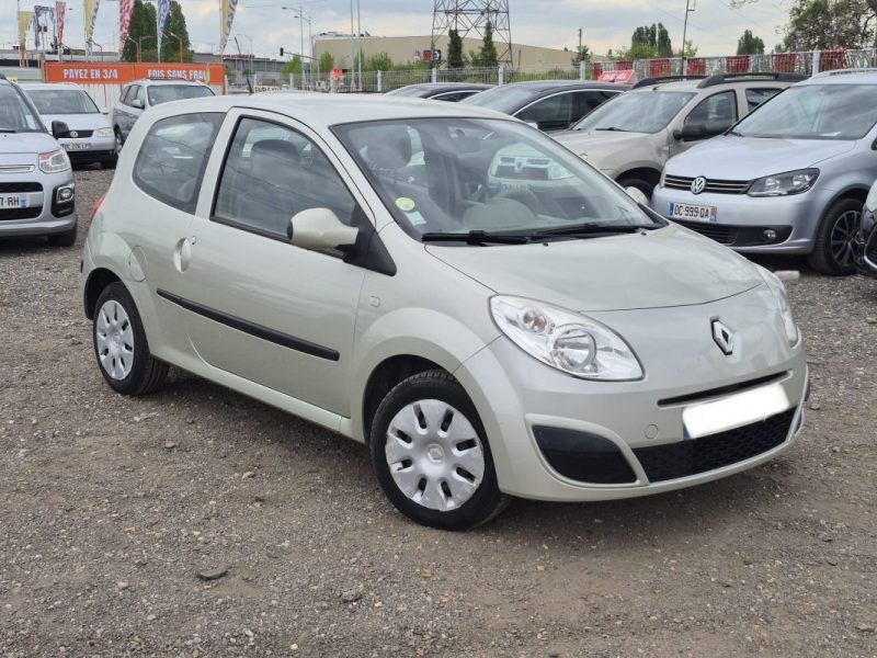 RENAULT Twingo II  1.2 i 60 cv ETAT NEUF 